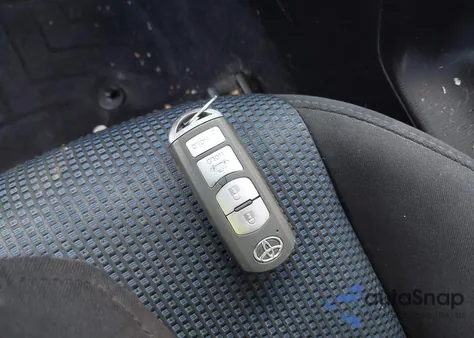 2019 Toyota Yaris Le из США, поврежденный, VIN 3MYDLBYV0KY517426